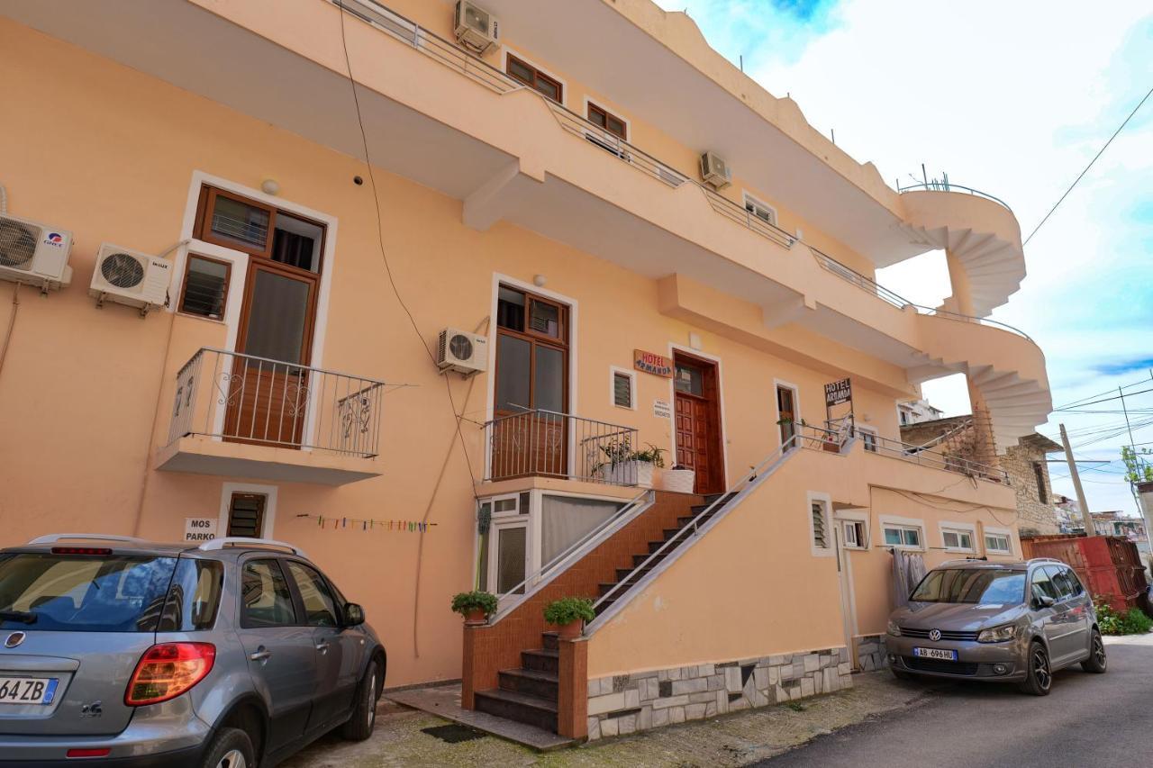 Hotel Casamia Sarandë Esterno foto