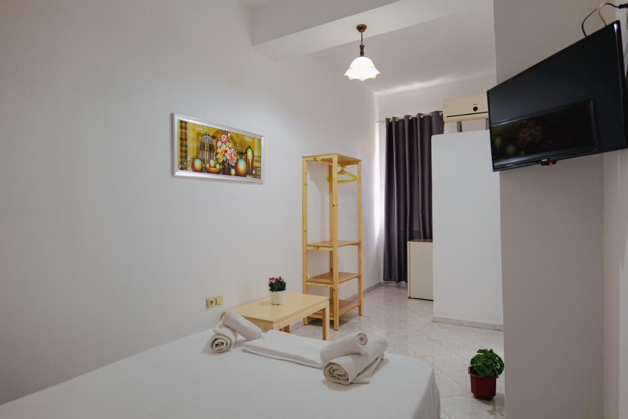 Hotel Casamia Sarandë Esterno foto
